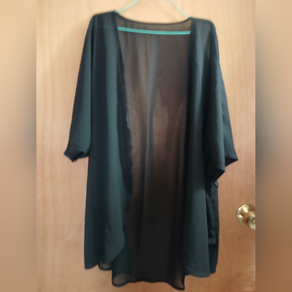 Black Sheer Short Sleeve Cardigan. Large.
